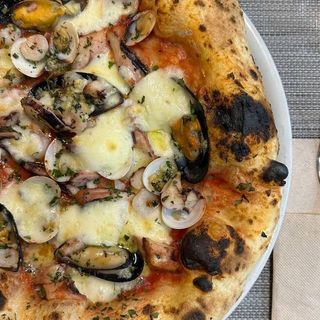 Pizza Frutti Di Mare (33 Cm.)