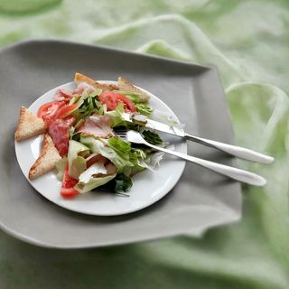 Теплий салат з беконом (270г)