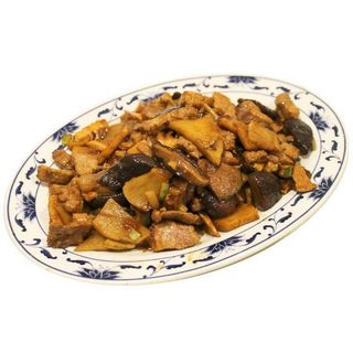 69. Solomillo de cerdo con bambú y setas chinas