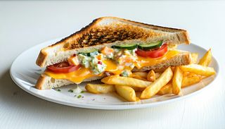 Тостер с топено сирене и кашкавал