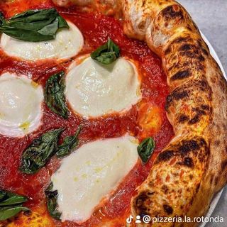 Menù Margherita+Peroni 33cl