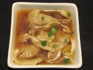 11. Wan Tan z pierożkami 