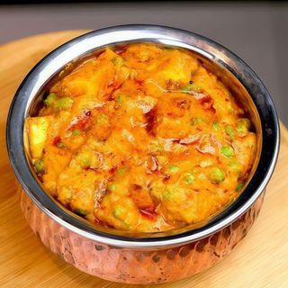 Mattar paneer