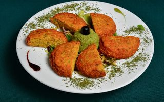 Falafel sa svježim povrćem