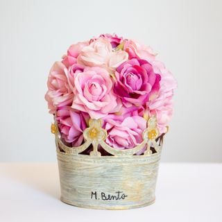 Coroa da Rainha Santa Isabel Cor de Rosa