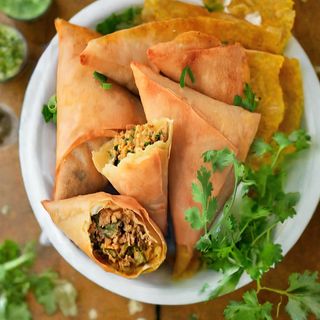 7. Chicken Samosa (2 Uds.)