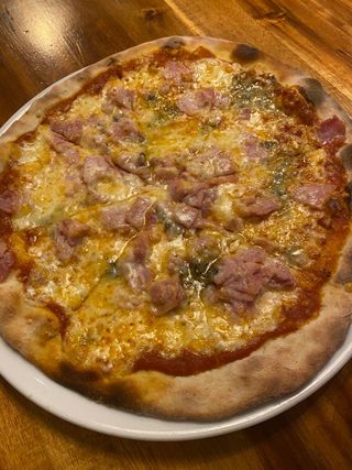 Pizza Duomo (30 Cm.)