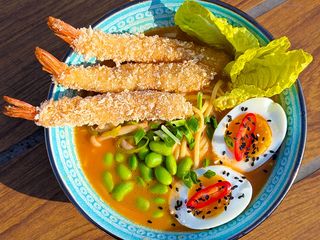 Рамен карі з креветкою панко (460g)