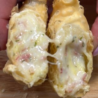 Empanada De Jamón Y Queso (1 Ud.)