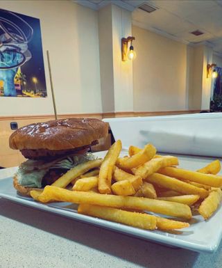 Hamburguesa El Prado