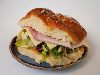 Sándwich Brioche De Semillas