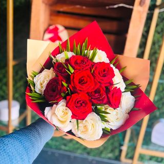 Bqt Rouge et blanc 16