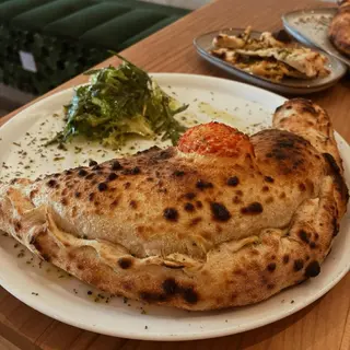 Calzone Prosciutto e Funghi