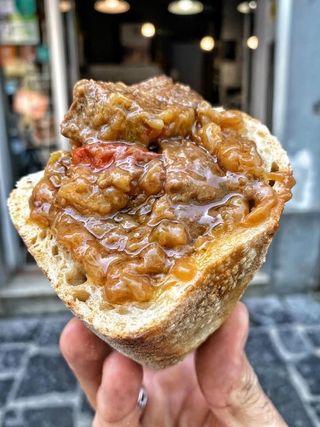 Cuzzetiello for'o puort