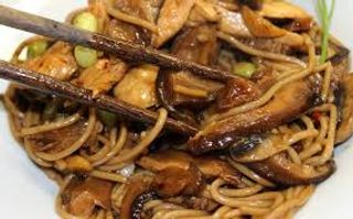 Fideos soba wok