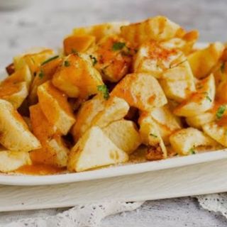 Patatas bravas