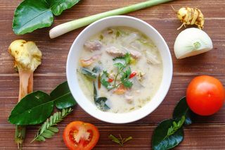 Tom kha ta lay