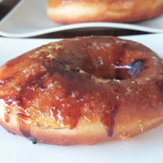Doughnut Happy Caramelizado