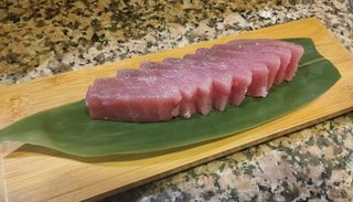 51. Sashimi Atún (9 Cortes)