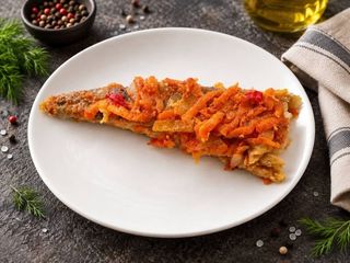 Хек в томатному соусі (100g)