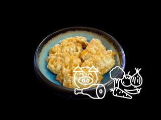 Pierogi Gyoza z Wieprzowiną i warzywami + sos Spicy Mayo