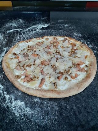 Pizza Salmone