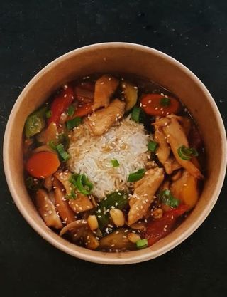 Wok piletina s povrćem