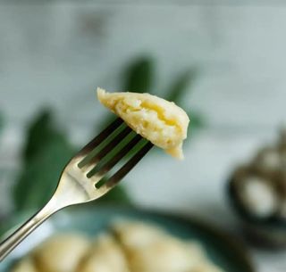 pierogi rafaello z migdałami