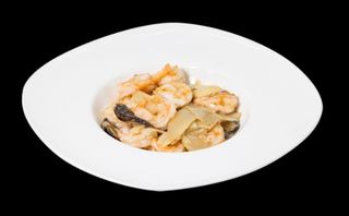 Gamberi con bambù e funghi