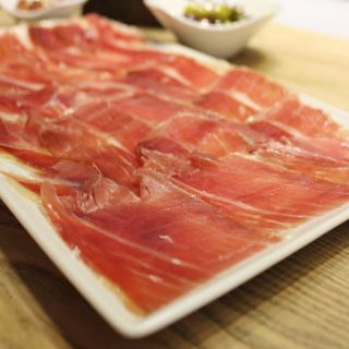 Tapa De Jamón Ibérico De Bellota (1/2 Ración)