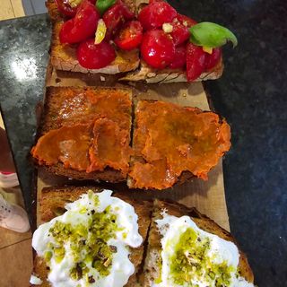 Tris di Bruschette