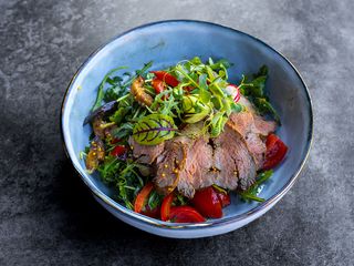 Теплий салат з яловичиною (0,250g)