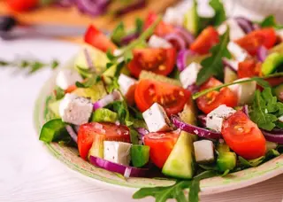 Salată Bulgărească