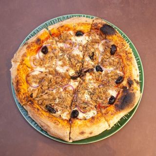 Pizza Al Tonno + Boisson 