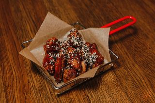 Острые крылышки/ Aripioare picante