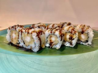 Uramaki ten rolls
