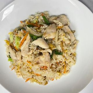 708 Arroz Fritos Con Pollo