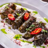 ტოლმა მაწვნის სოუსით