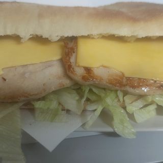 Bocadillo De Pechuga De Pollo