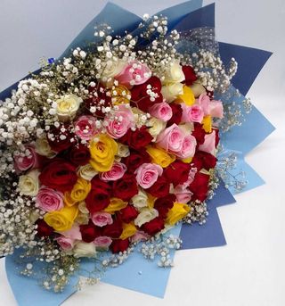 70 Stems Mixed Roses Bouquet 