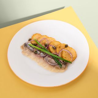 Філе оселедця з запеченою картоплею