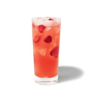 Strawberry Acai Refresha Grande