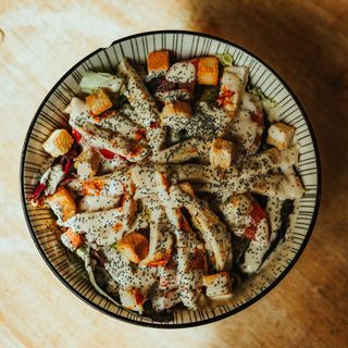 ENSALADA CHICKEN CESAR