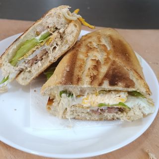 Bocadillo Especial Pollo