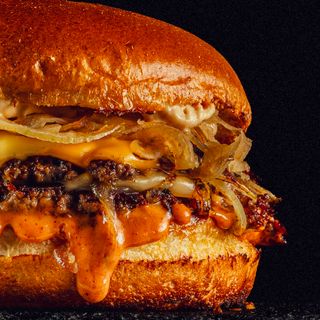 BURGER OKLAHOMA ONION 2