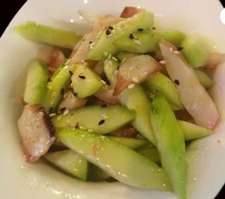 Ensalada De Pulpo Y Pepino