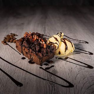 Brownie Con Helado
