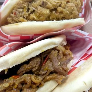 Combo Arepa Zone 1:   4 Arepas Andinas Rellenas