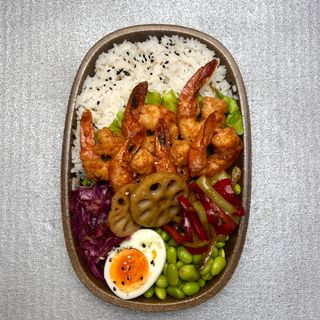 Бенто бокс със скариди