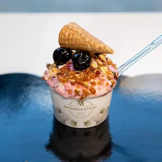 Coppetta piccola con panna